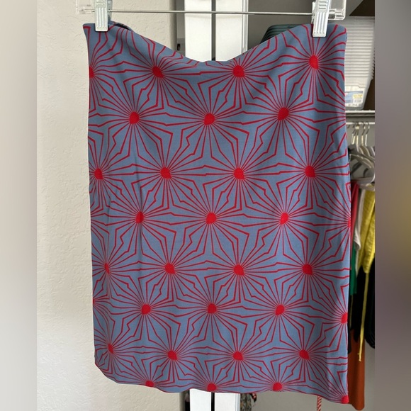 VTG 80s DKNY Printed Knee Length Skirt - Picture 3 of 4